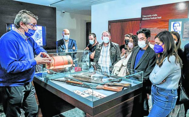 El Memorial agita las emociones de los junteros alaveses