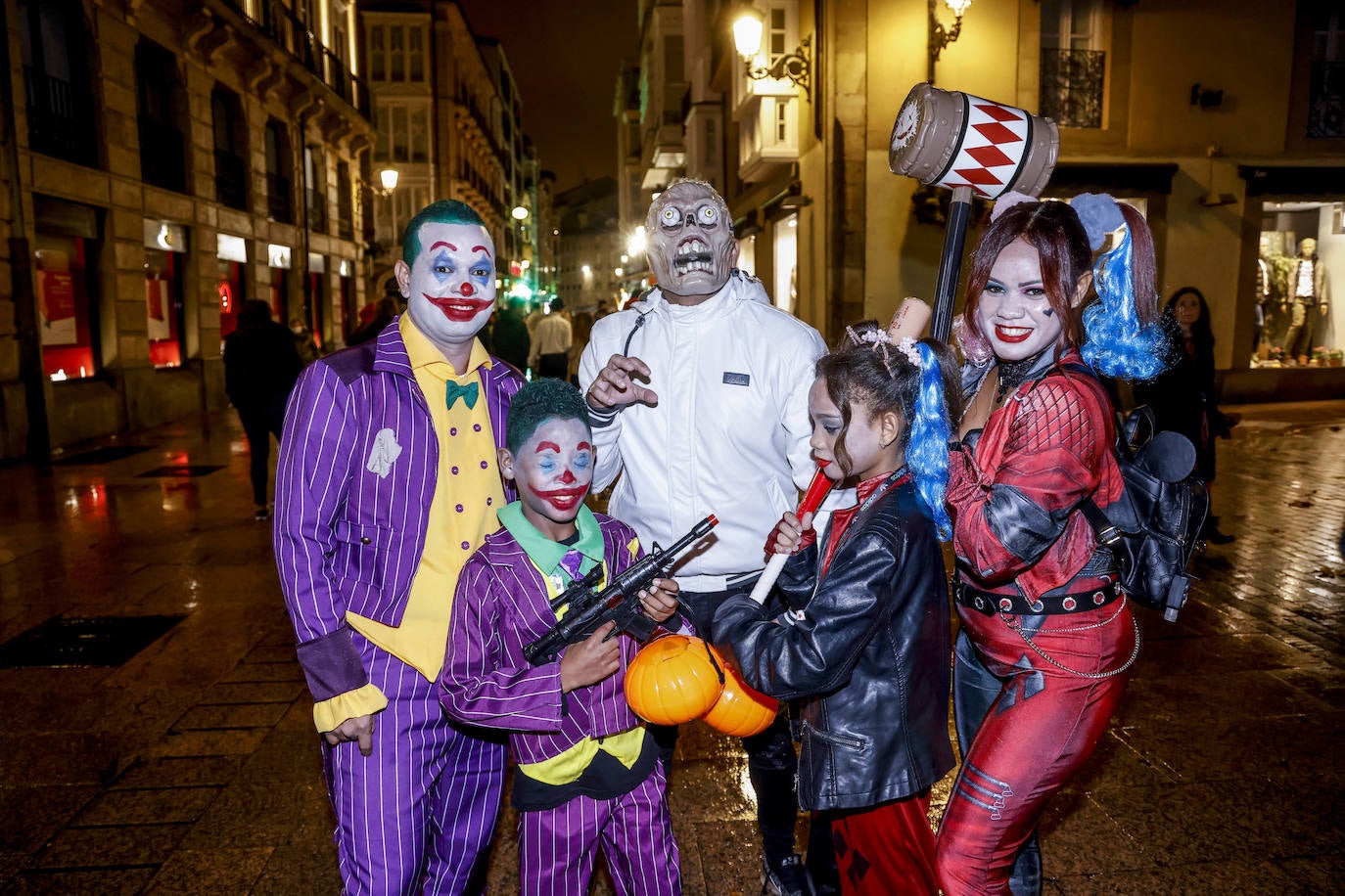 Ángeles, demonios y disfraces de la serie de moda