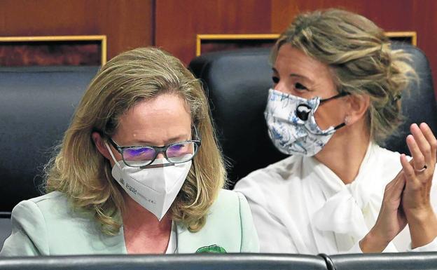 La coalición del PSOE y Unidas Podemos sobrevive porque no tiene otra alternativa