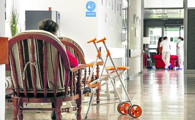 Un informe constata que una de cada tres residencias vascas esquivó los contagios