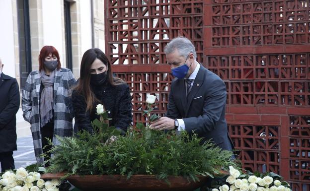 Urkullu defiende «el compromiso de la inmensa mayoría de la sociedad frente al terrorismo»