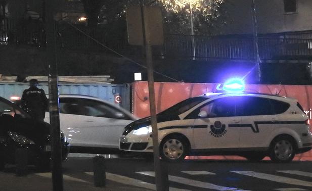 Detenido tras atrincherarse con su madre en Otxarkoaga ante el temor de que tuviera una pistola