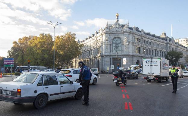 Miles de españoles tendrán que cambiar de vehículo antes de 2023