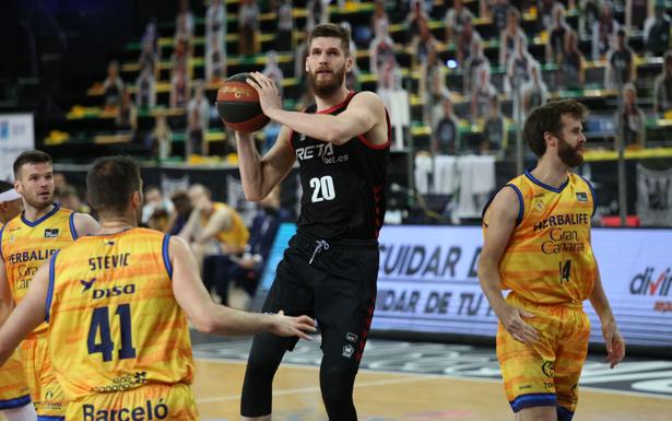 Miniotas se entrena con el Surne y podría jugar junto a Inglis en Valencia