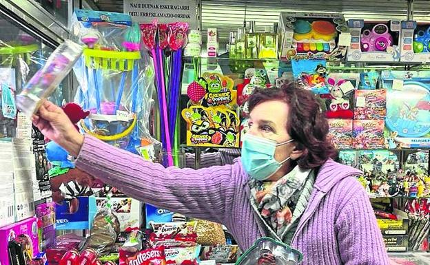 «Muchos niños han aprendido a sumar comprando golosinas aquí»