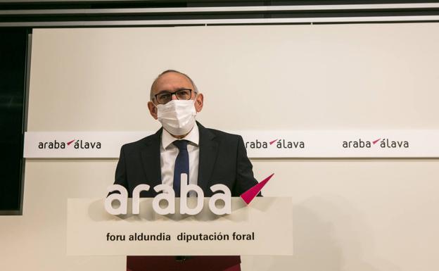 El diputado general de Álava tilda de «insensibles» a los jueces por impedir el pasaporte covid