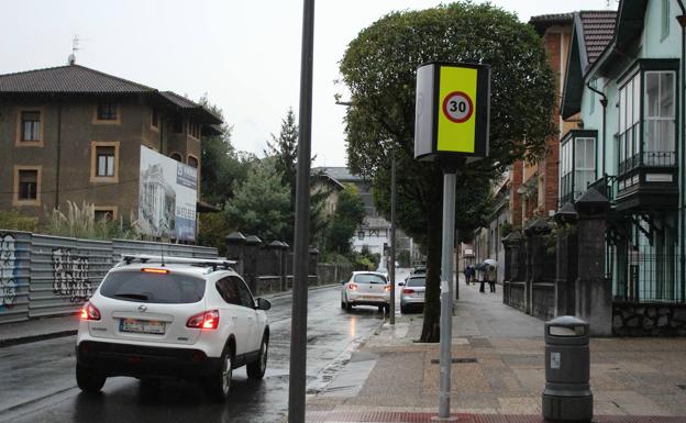 Llodio activa dos radares de velocidad en Goineuri y Doctor Fleming