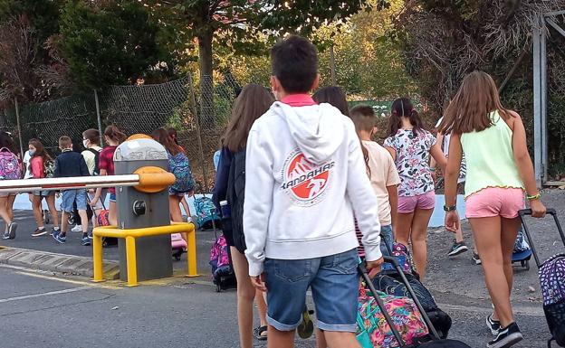 Vuelve a crecer el número de aulas cerradas en Euskadi con 116 en las últimas horas