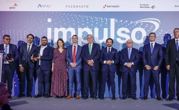 Industria y Transportes reconocen el esfuerzo del sector de la automoción hacia la movilidad sostenible