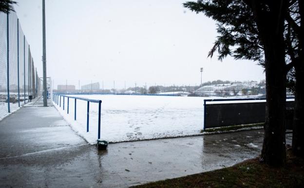 El partido entre el Alavés B y el Beti Gazte, aplazado por el temporal