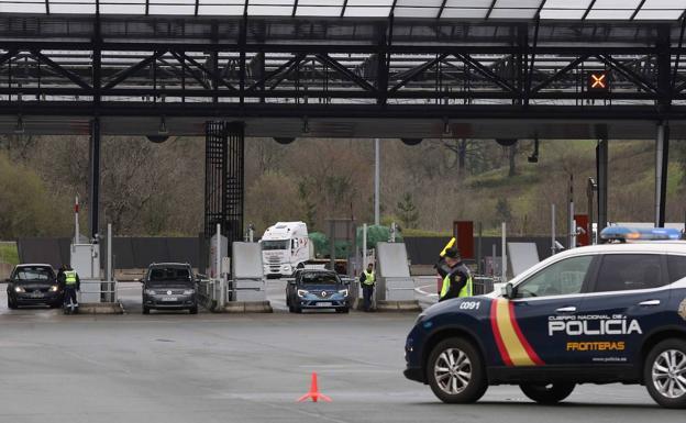 Detenido uno de los traficantes de migrantes más activos de la frontera de Irún