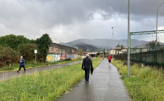 Barakaldo comprará la carretera interfábricas para desbloquear la expansión urbanística de Lutxana