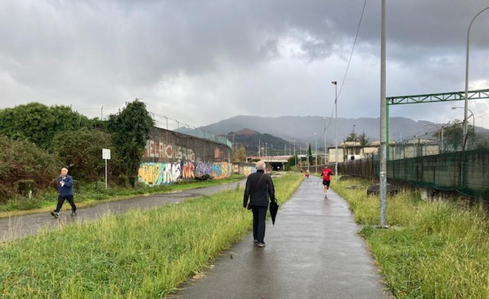 Barakaldo comprará la carretera interfábricas para desbloquear la expansión urbanística de Lutxana