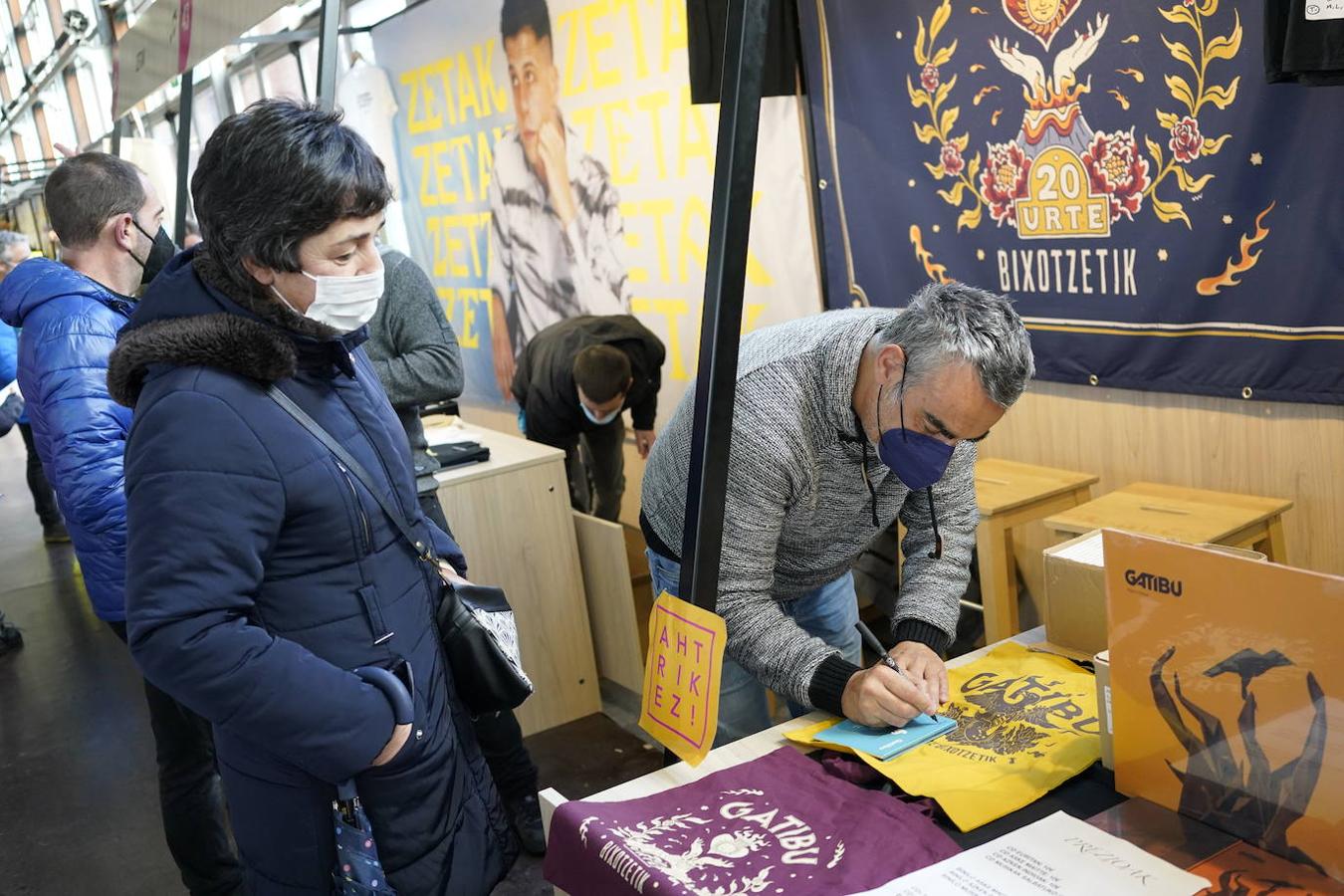 Imágenes de la segunda jornada de la Azoka