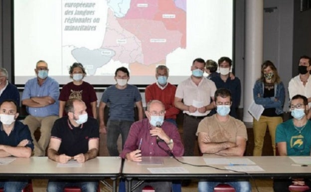 Ipar Euskal Herriko 45 udalerri batu dira uztailetik hona Xarta egitasmora