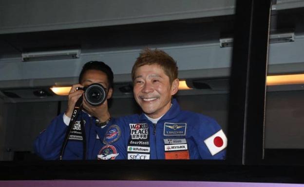 Un millonario japonés y su asistente, en la Estación Espacial Internacional