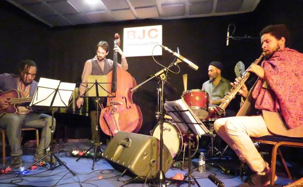 Lotura Unibertzalak y el 30º aniversario del Bilbaína Jazz Club