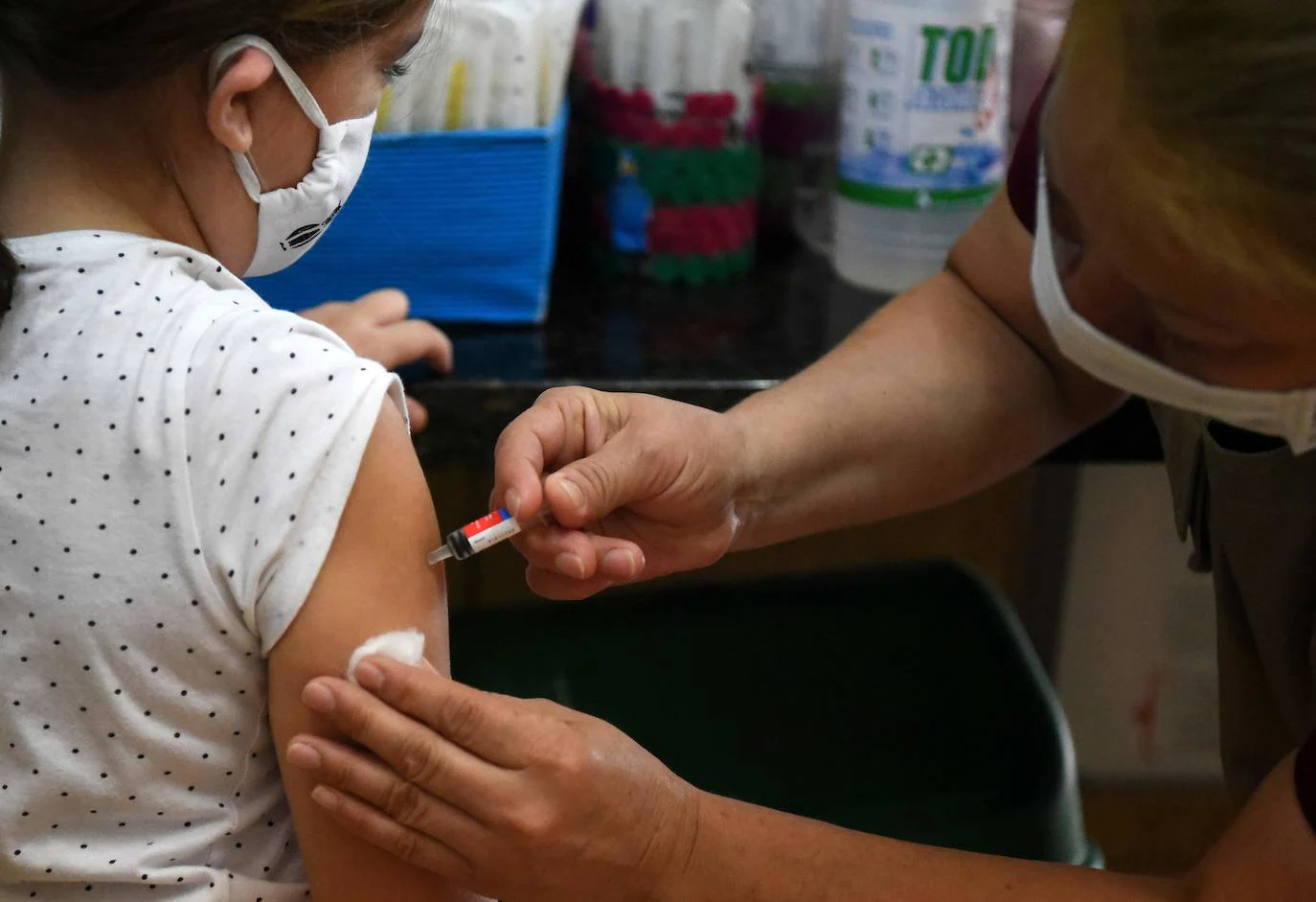 Osakidetza abre el martes la cita para vacunar a los niños de 9 a 11 años