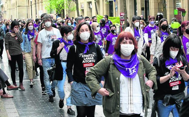 Euskadi afronta la renovación de una avalancha de convenios con el IPC desbocado