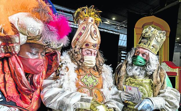 Vitoria pagará 4.500 euros a toda la comitiva de los Reyes Magos por su desfile