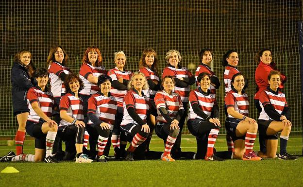 Las madres del rugby vizcaíno: «Somos las heroínas sin capa de nuestros hijos»