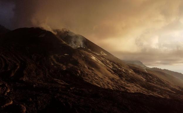 Continúa la ausencia de actividad observable del volcán Cumbre Vieja