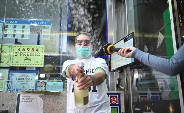 86148, El Gordo se va a Madrid y Gran Canaria y también deja 4 millones en Santoña