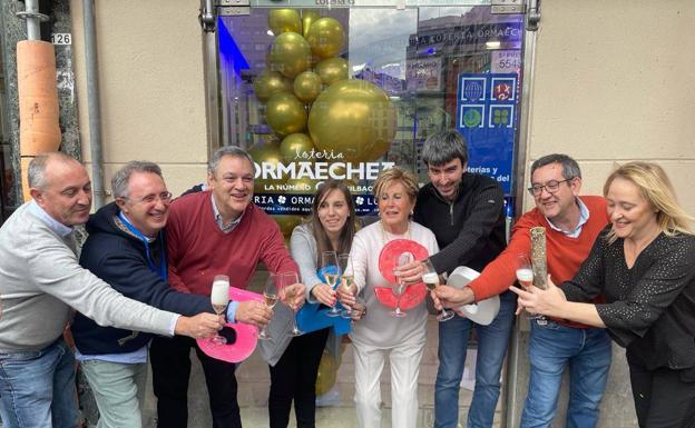 Una familia se lleva los 4 millones del Gordo que han tocado en Bilbao