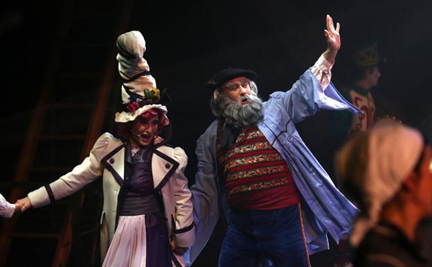 Directo TV: Olentzero y Mari Domingi, en el Teatro Arriaga