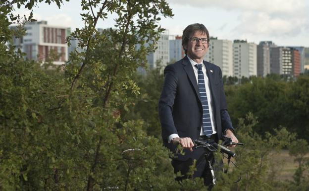 Urtaran anima a estar «más orgullosos» de la Vitoria 'green' en su felicitación de Navidad