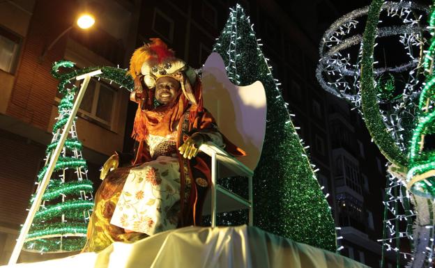 La cabalgata de Vitoria esquivará el centro para evitar multitudes en un recorrido de 3,7 kilómetros