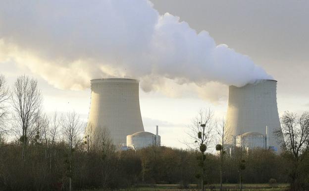 Los ecologistas critican «el blanqueo» de la energía atómica y el gas