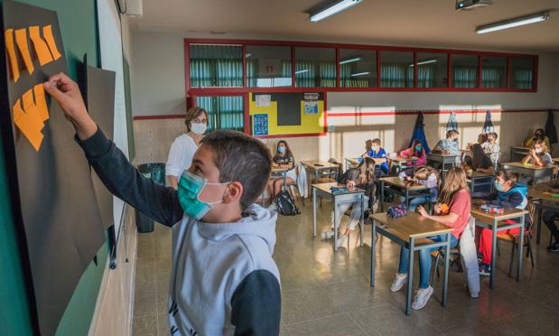Sin competiciones deportivas y extraescolares en duda en la vuelta a las aulas en Euskadi