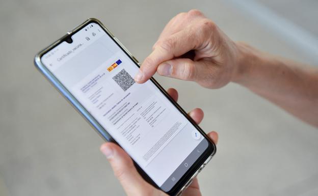 La multa por presentar un pasaporte covid falso