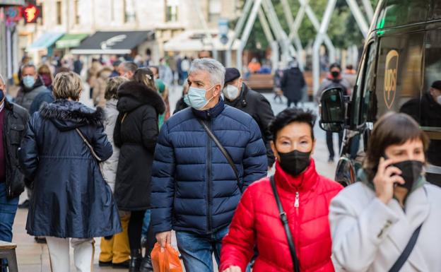 La pandemia sigue desbocada en Álava, con 5.738 contagios detectados en tres días