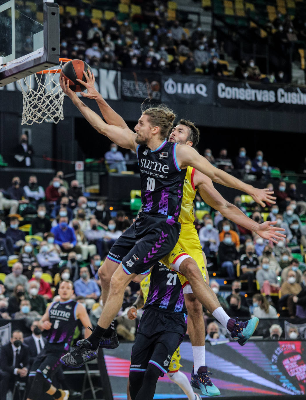 Las imágenes del Bilbao Basket-Andorra