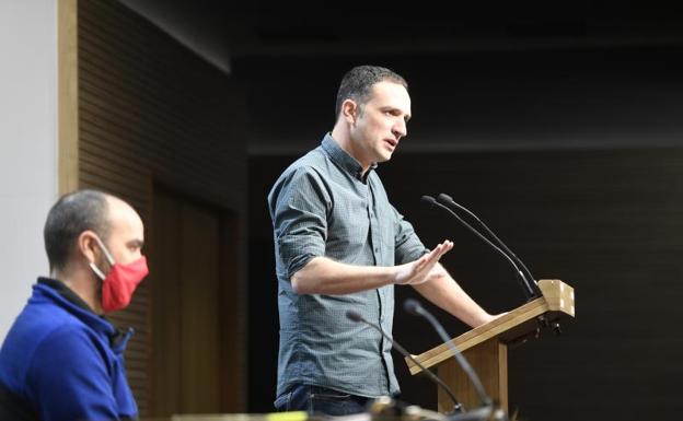 ELA promete una «respuesta contundente» contra la reforma laboral, sin concretarla todavía