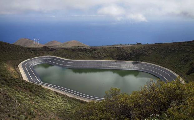 Proyectan plantas hidroeléctricas para almacenar energía en Vitoria y Badaya