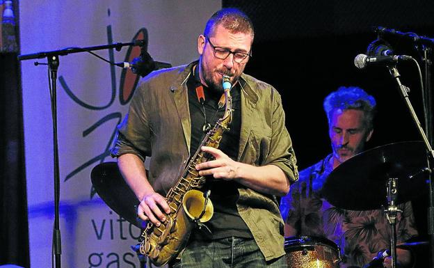 Aurignac, el saxofonista del «instinto» que se estrena en el Dazz