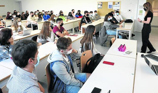 El 14% de los universitarios vascos deja sus estudios el primer año