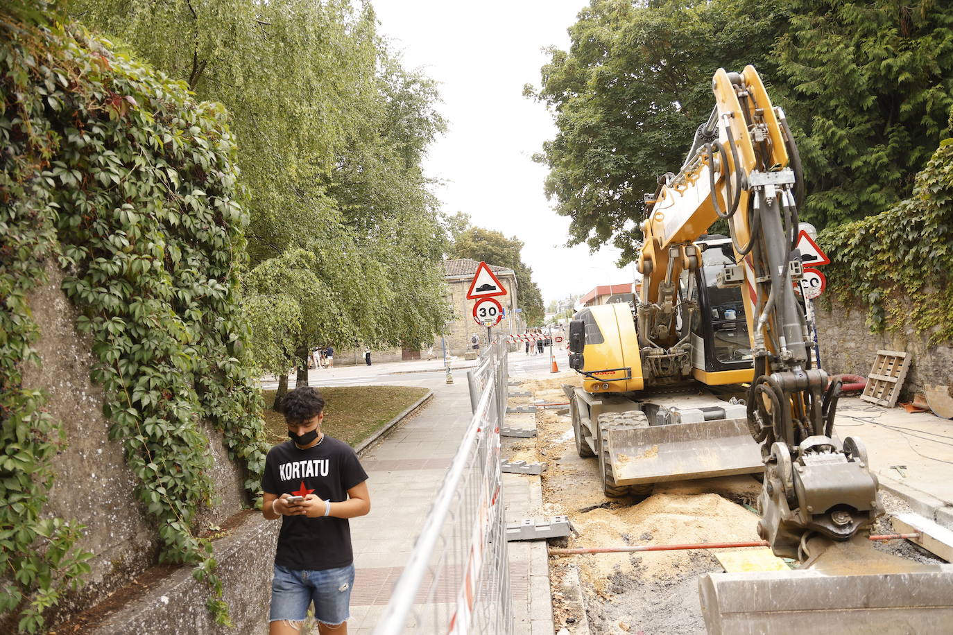 Cortado al tráfico del paseo de la Senda entre Manuel Iradier y el paseo de la Universidad