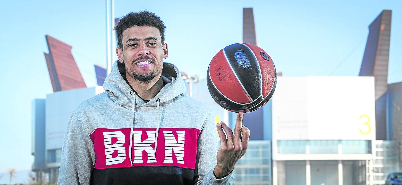 «Tengo que mejorar mi actitud con los árbitros pero no creo que lastre al equipo»