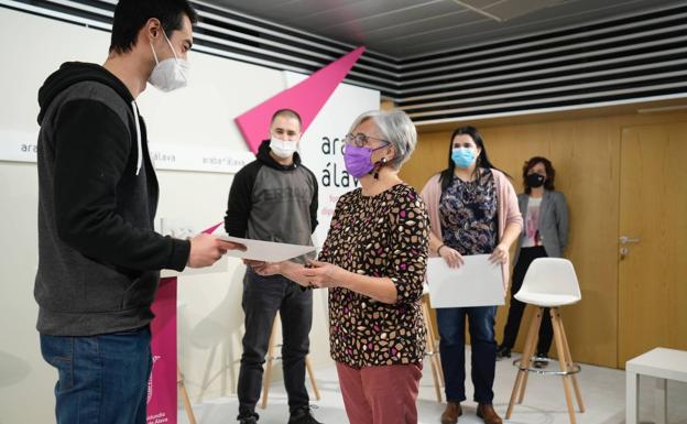 El euskera revela su faceta 'híbrida' y su pasado en Álava