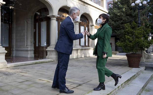 El Gobierno vasco es escéptico con el traspaso del IMV, pero espera cerrarlo «en dos semanas»