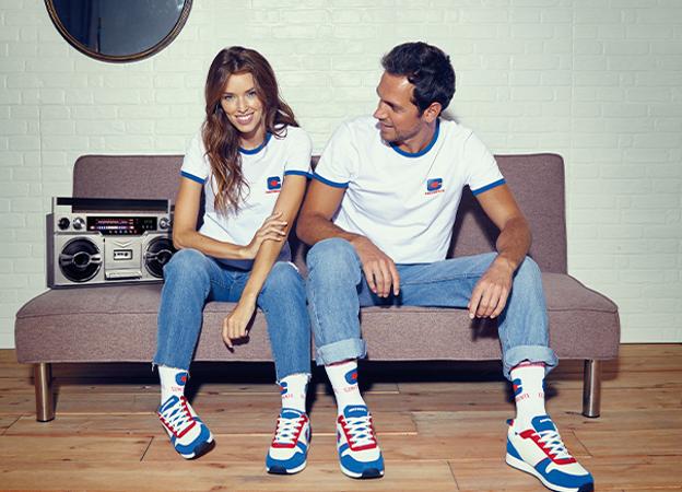 Carrefour arrasa con una colección 'vintage' con los logos de Pryca y Continente