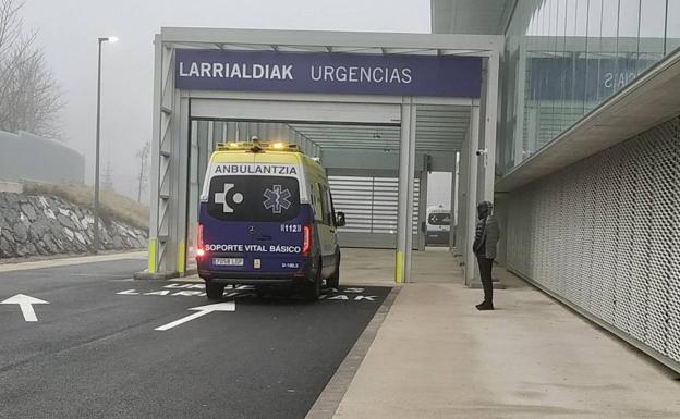 Directo | Las nuevas Urgencias de Txagorritxu reciben a sus primeros pacientes: «Todo es mucho más amplio y moderno»