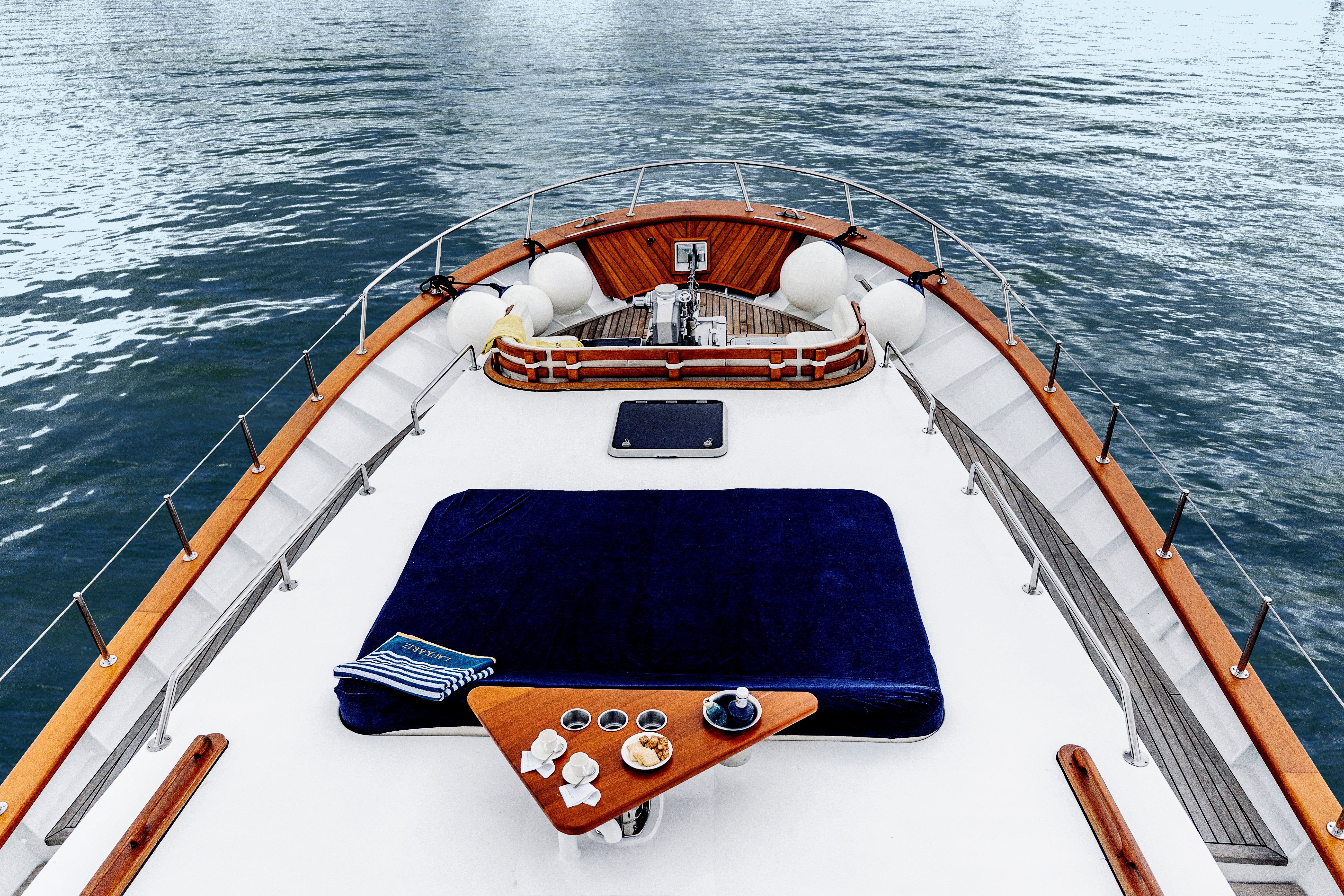 Un yate de lujo reformado para navegar por la costa vizcaína (y más allá)