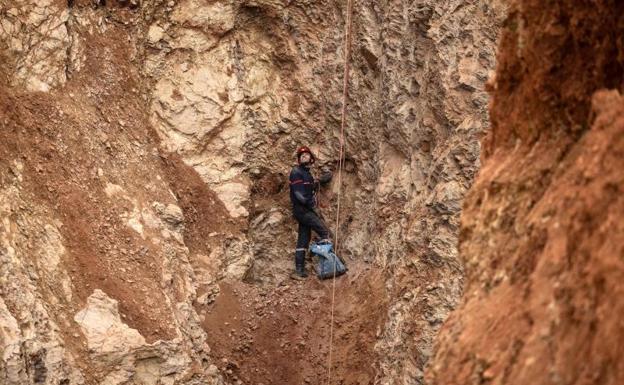 Doloroso desenlace en el rescate del niño de 5 años caído a un pozo en Marruecos