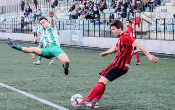 La presión y puntería del Rayo Cantabria asfixian al Arenas