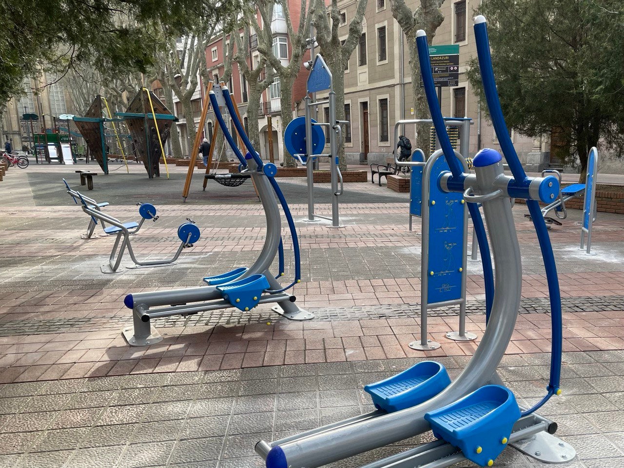 Landázuri y Aranbizkarra estrenan parques de salud para personas mayores